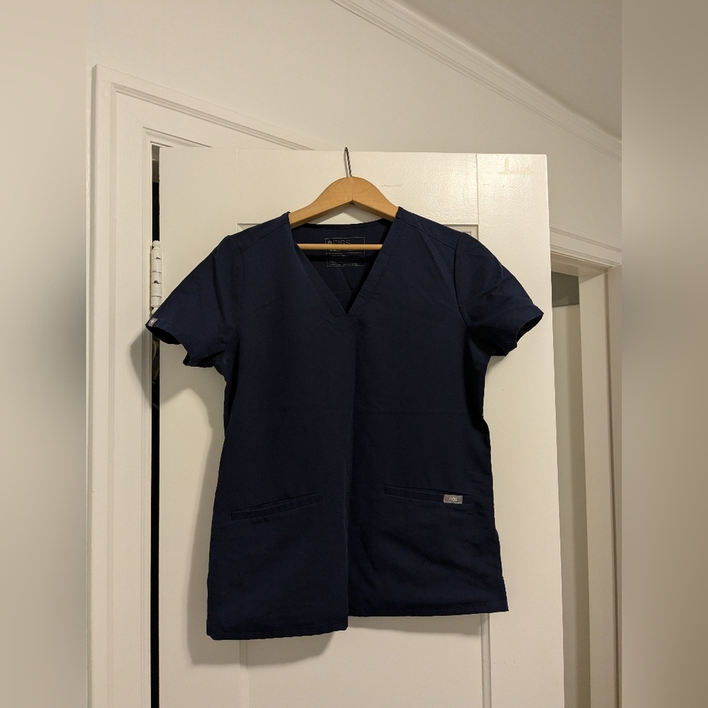 Figs Casma 3-pocket Scrub Top